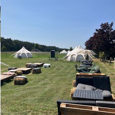 Natuur-Like Glamping In Bosland NeerNeerpelt Exterior foto