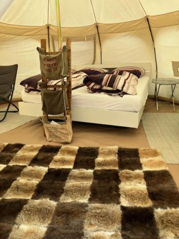 Natuur-Like Glamping In Bosland NeerNeerpelt Exterior foto